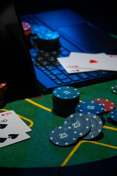 shanghaipools platform interface showing sportsbook, live casino, and slot game sections